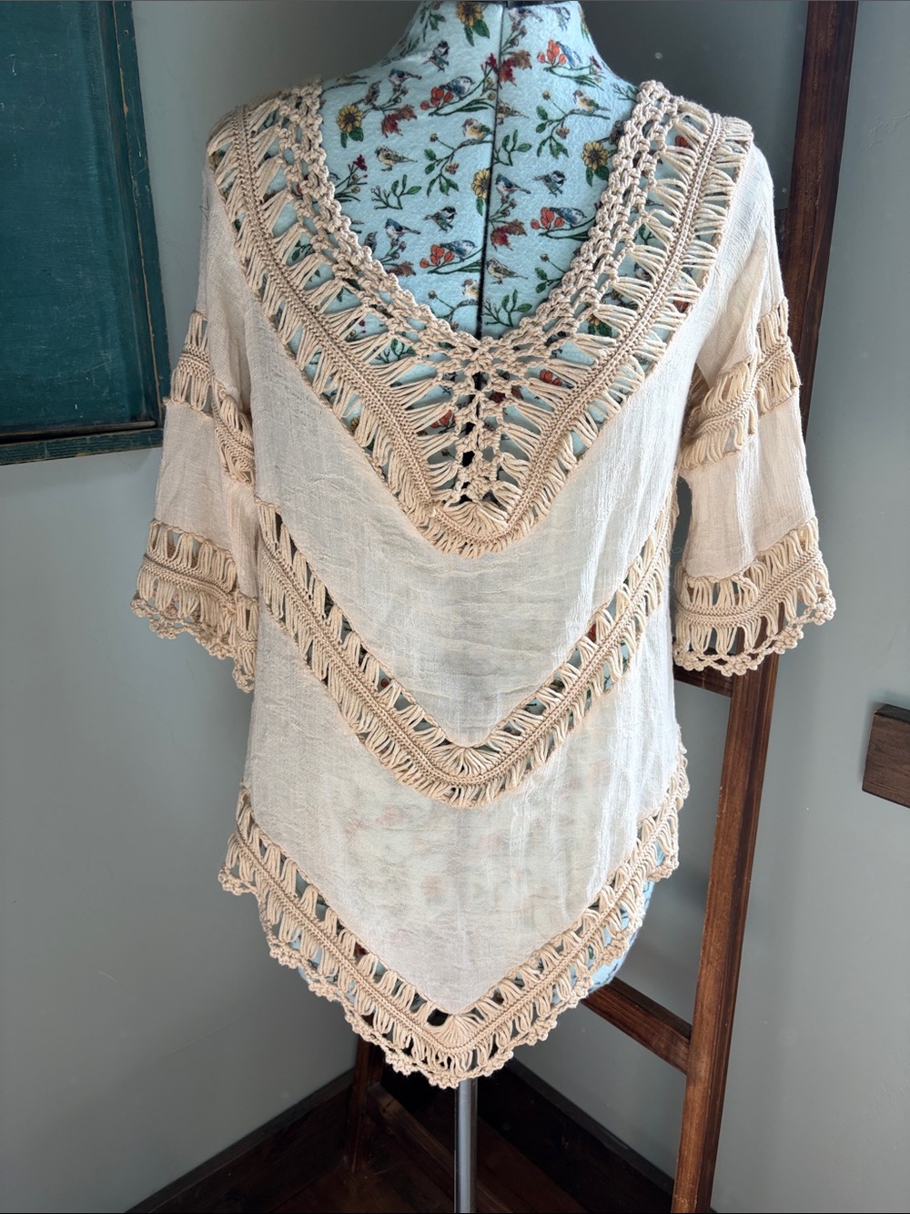 Ecote Cream Crochet-Trim V-Neck Swim Coverup